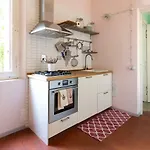 Апартаменти Oltretorrente 15 *