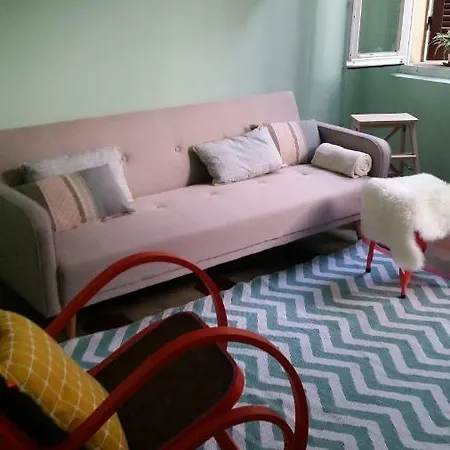 Oltretorrente 15 Daire